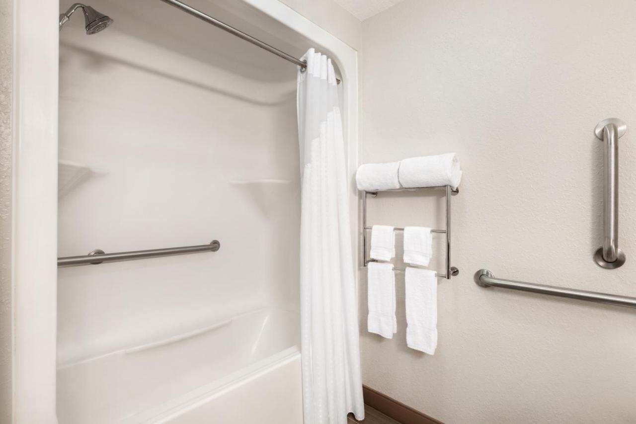 Holiday Inn Express & Suites Pembroke Pines-Sheridan St By Ihg Zewnętrze zdjęcie