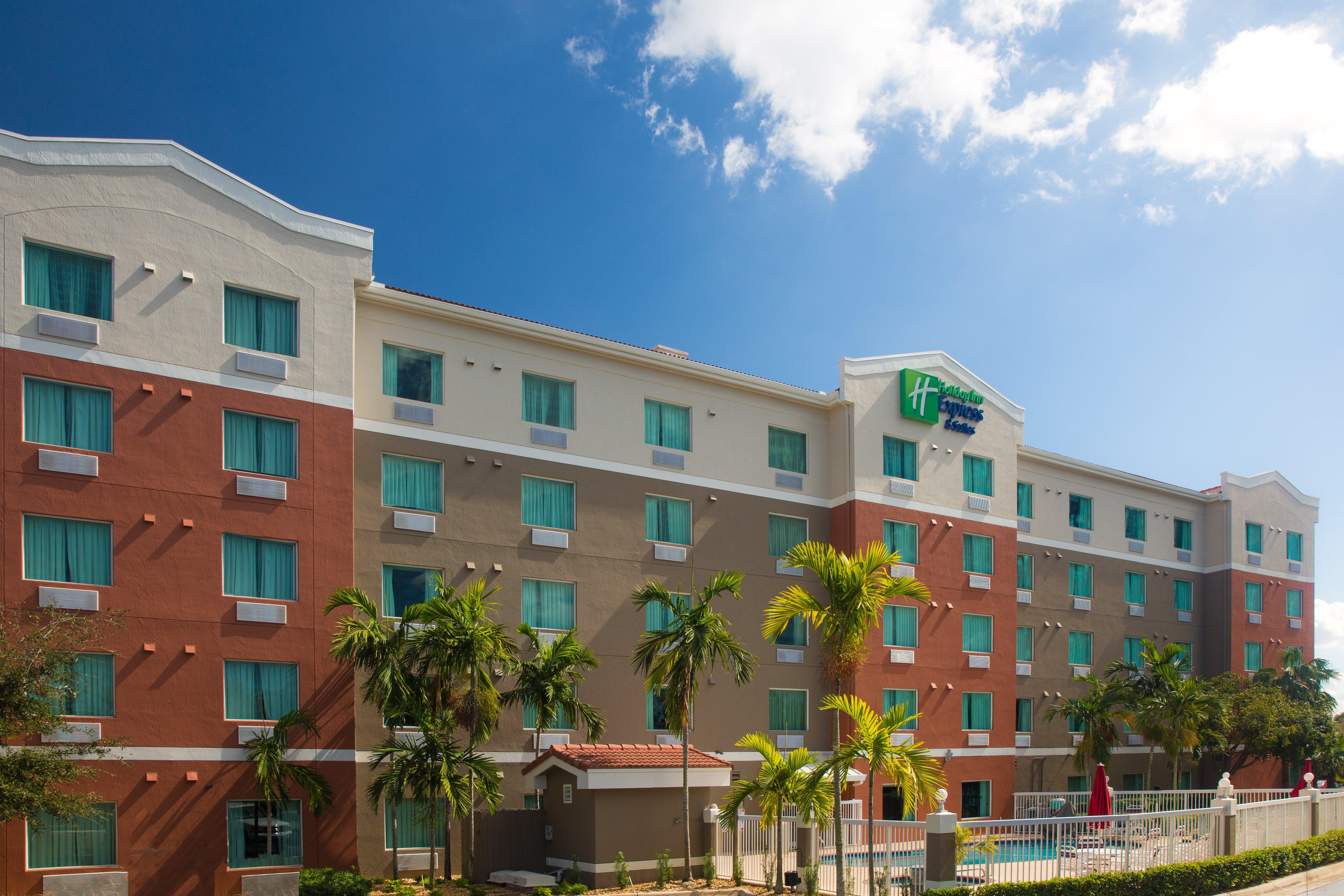 Holiday Inn Express & Suites Pembroke Pines-Sheridan St By Ihg Zewnętrze zdjęcie
